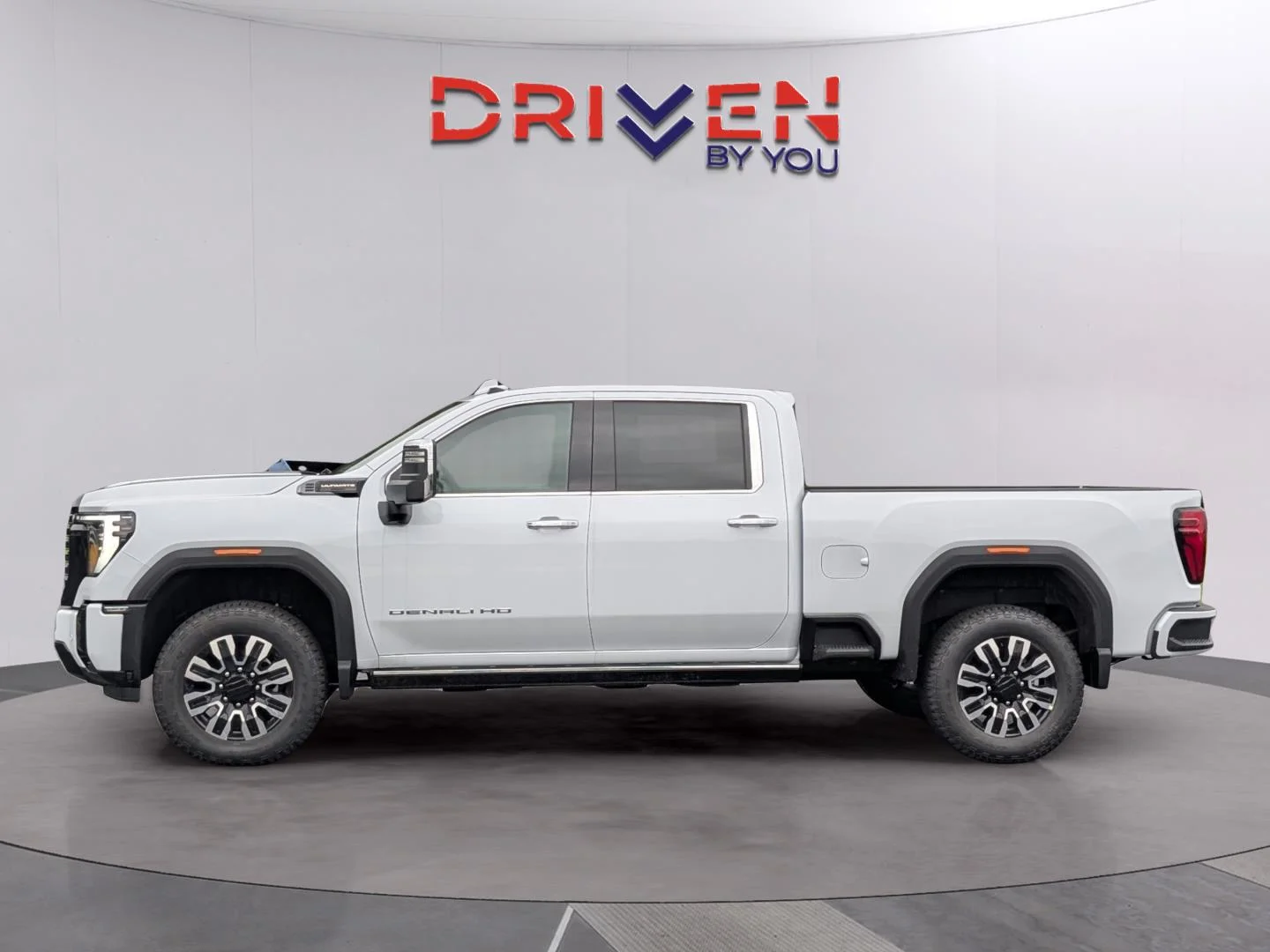New 2026 Glacier White Tricoat GMC Denali Ultimate image 2