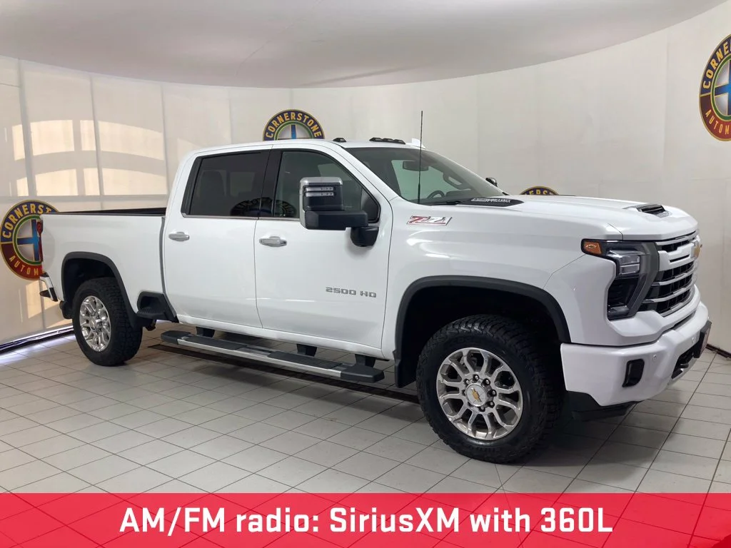 Used 2025 White Chevrolet LTZ image 22