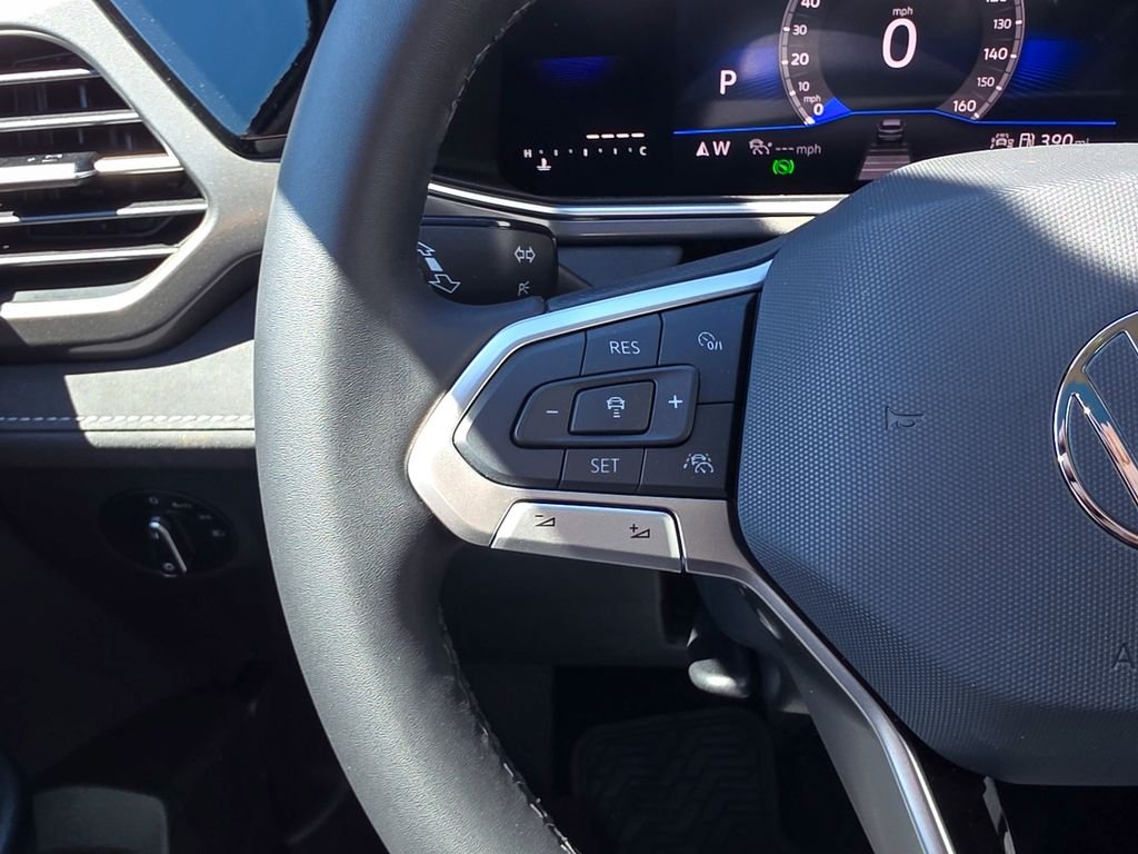 New 2026 Gray Volkswagen 1.5T SE Black image 23