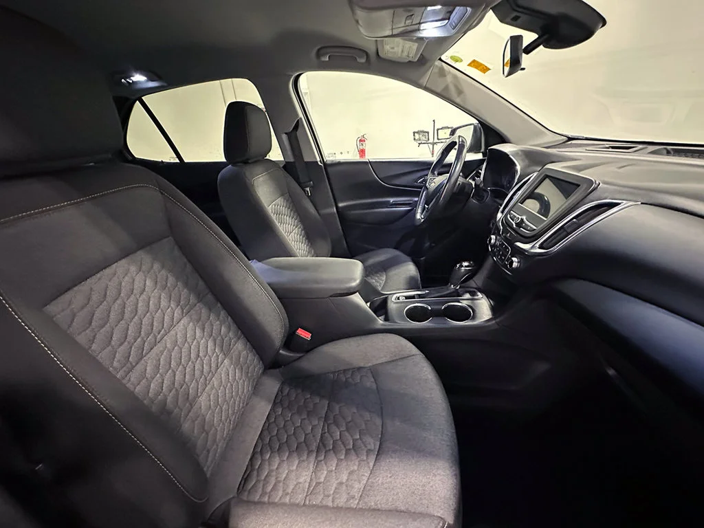 Used 2019 Blue Chevrolet LT image 27