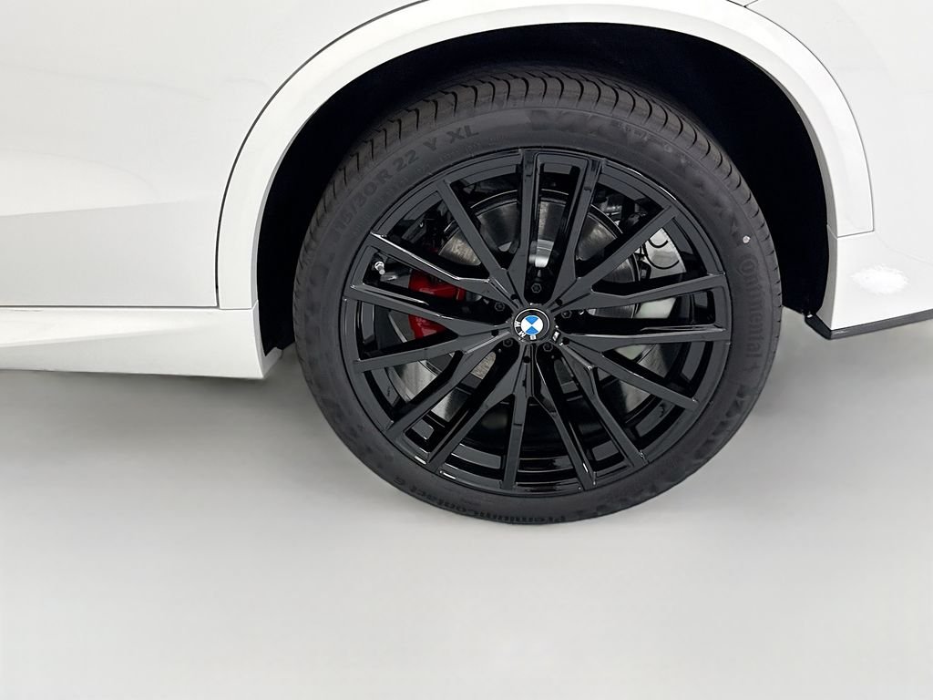New 2026 Alpine White BMW sDrive40i image 30