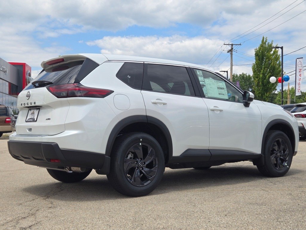 New 2026 Everest White Pearl TriCoat Nissan SV image 13