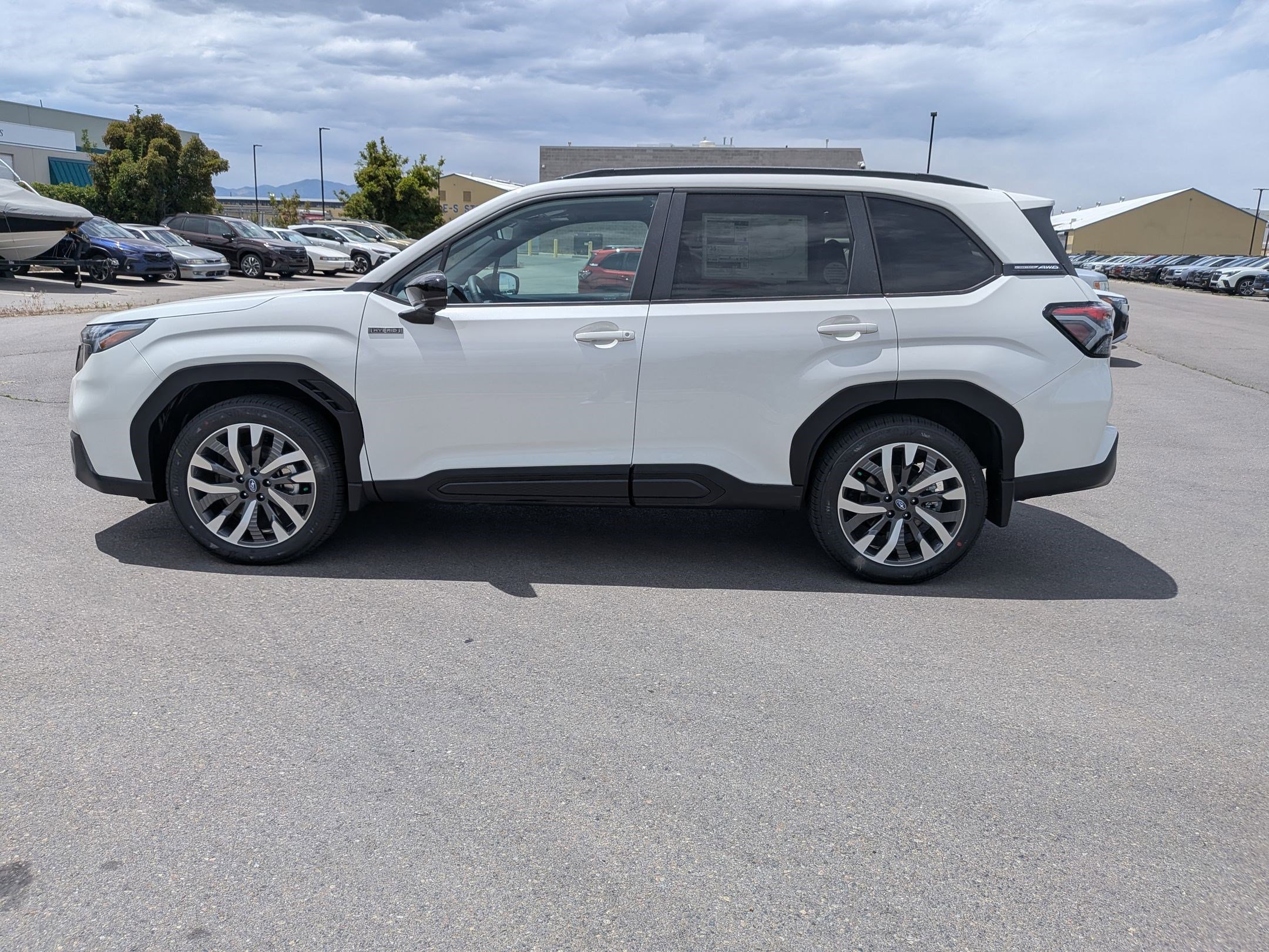 New 2026 CRYSTAL WHITE PEARL Subaru Touring Hybrid image 7