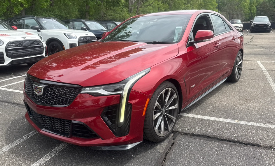 2023 Cadillac CT4 V-Series Blackwing's photo