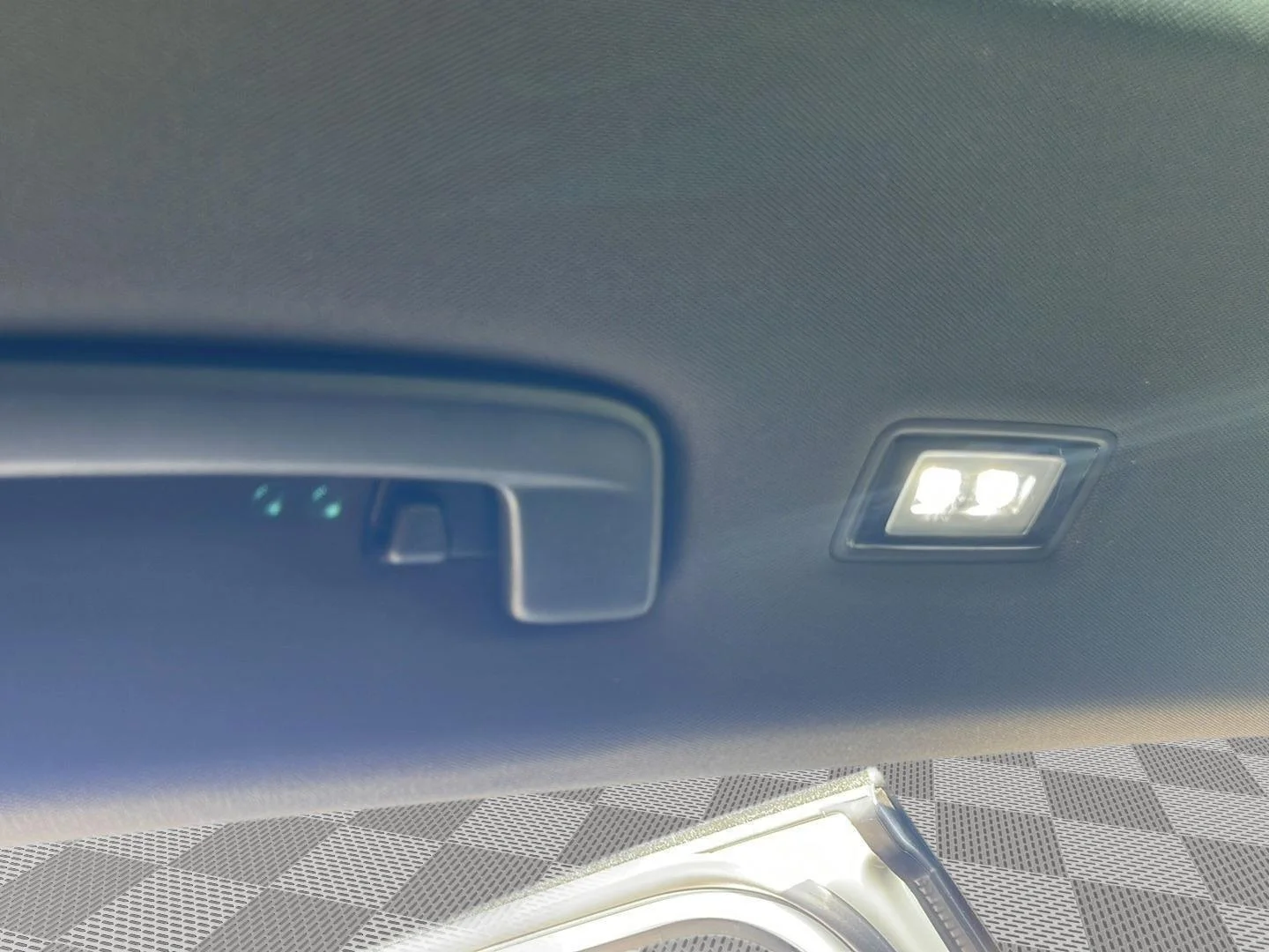 New 2026 Sandstone w/Deep Black Roof Volkswagen SE R-Line Black image 16