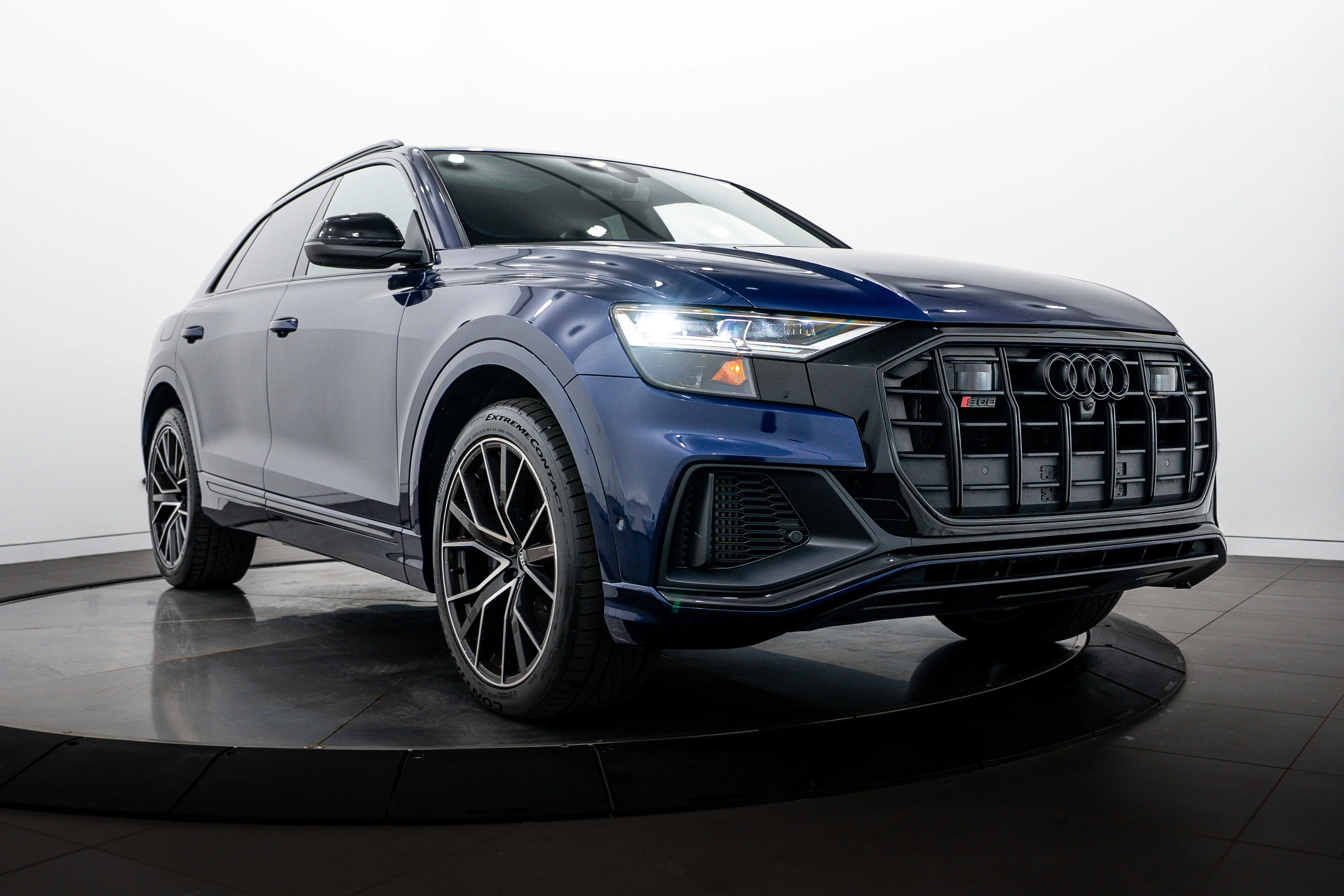 2021 Audi SQ8 Premium Plus's photo