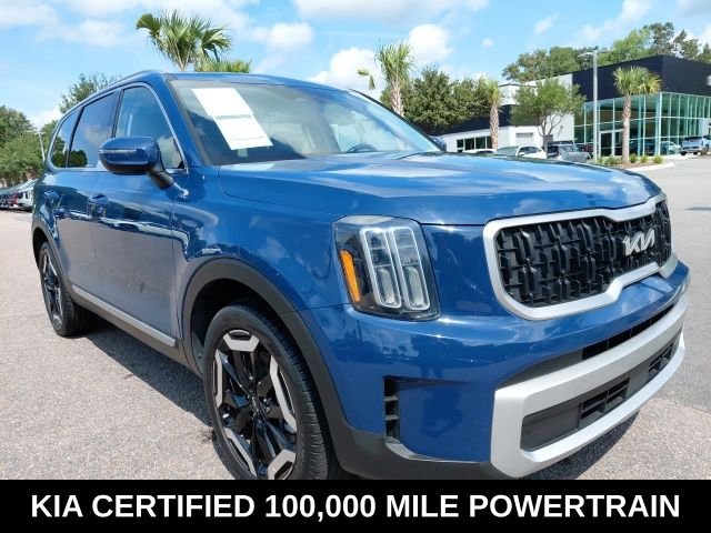 Used 2024 Black Kia EX image 3