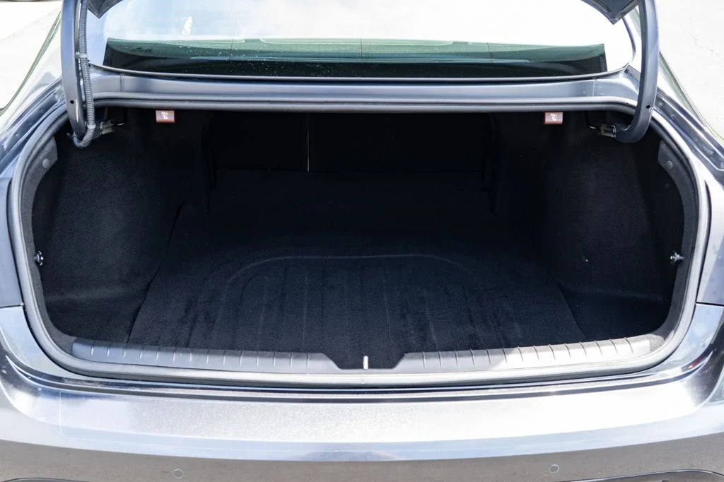 Used 2021 Gray Hyundai Limited image 8
