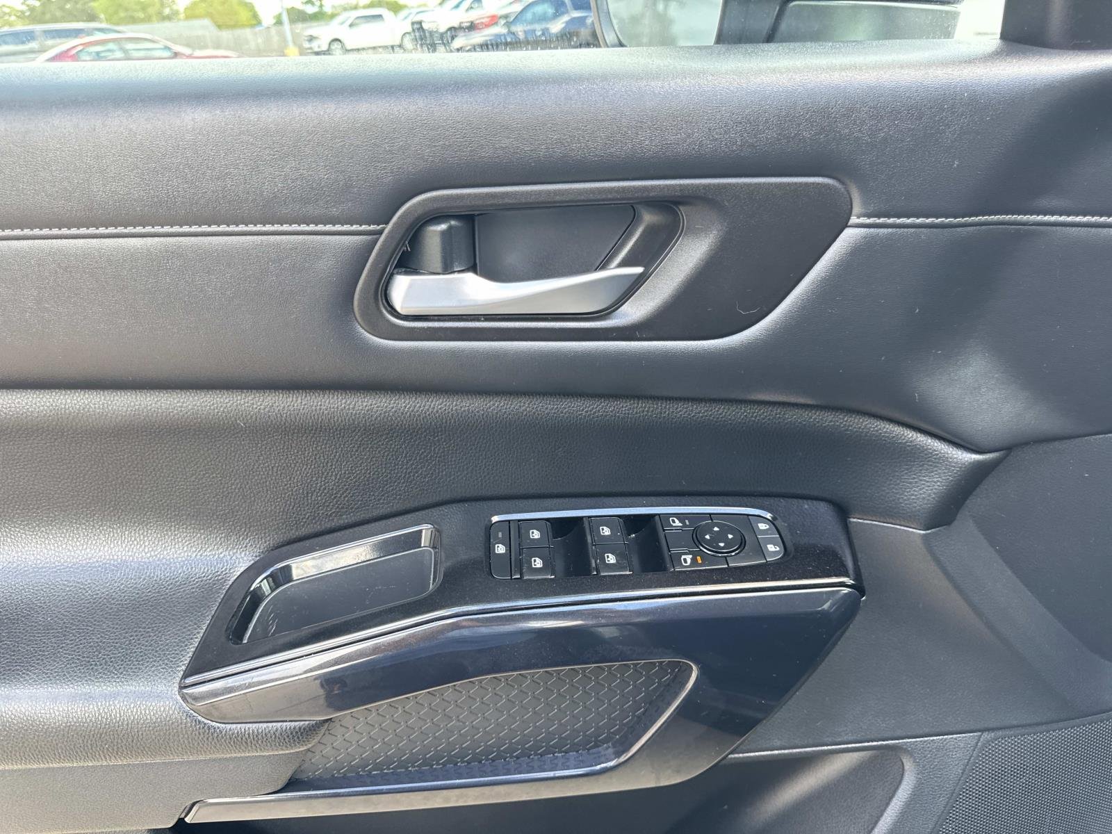 Used 2022 Gun Metallic Nissan S image 19