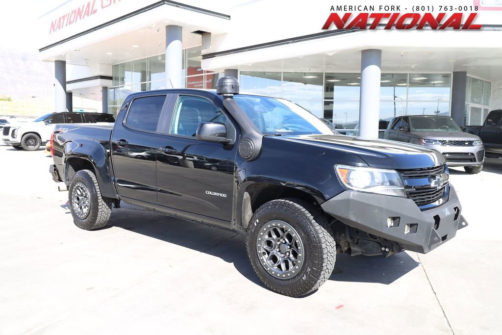 Used 2018 Black Chevrolet 4WD Z71 image 8