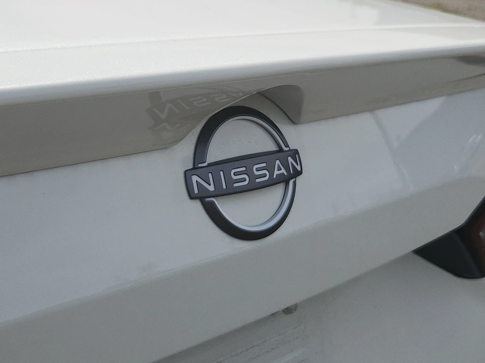 New 2026 White Nissan 2.5 SV image 22