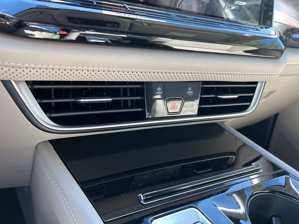 2026 Volkswagen Atlas SE w/Tech - Photo 32