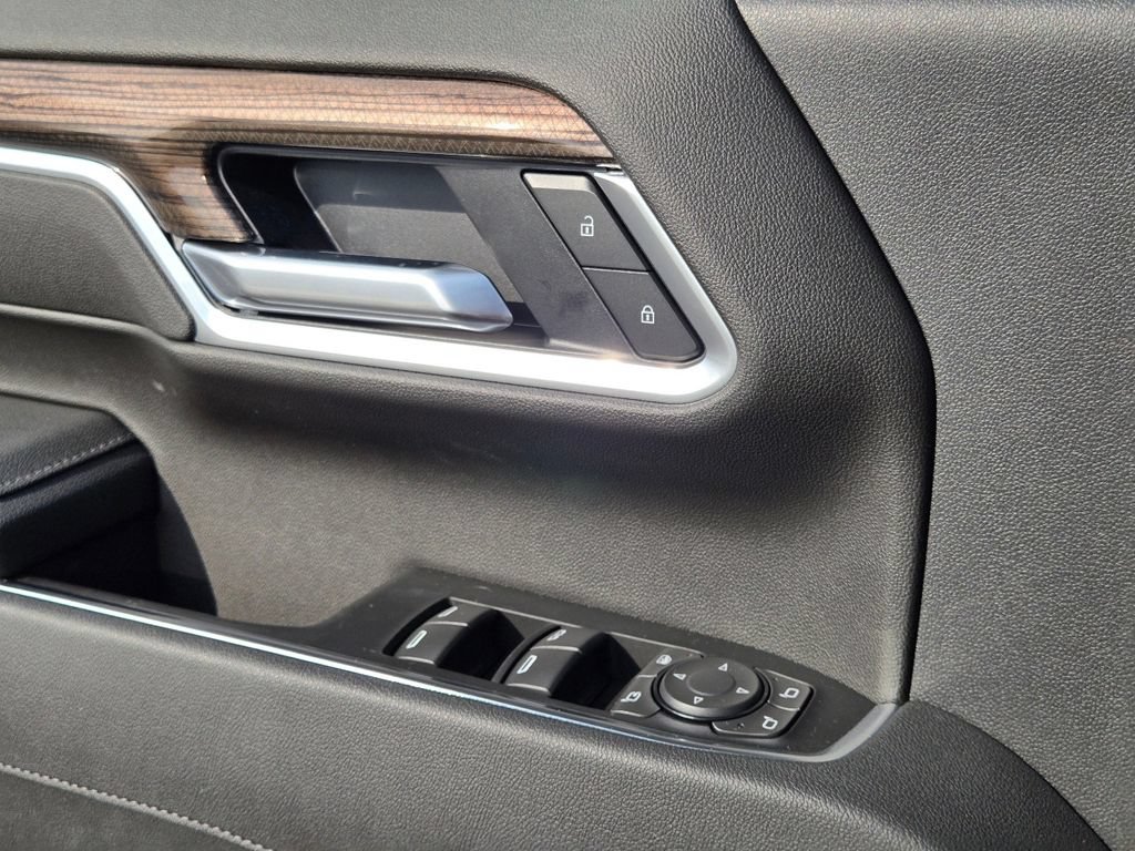 2026 Chevrolet Silverado 3500 HD LT - Photo 18
