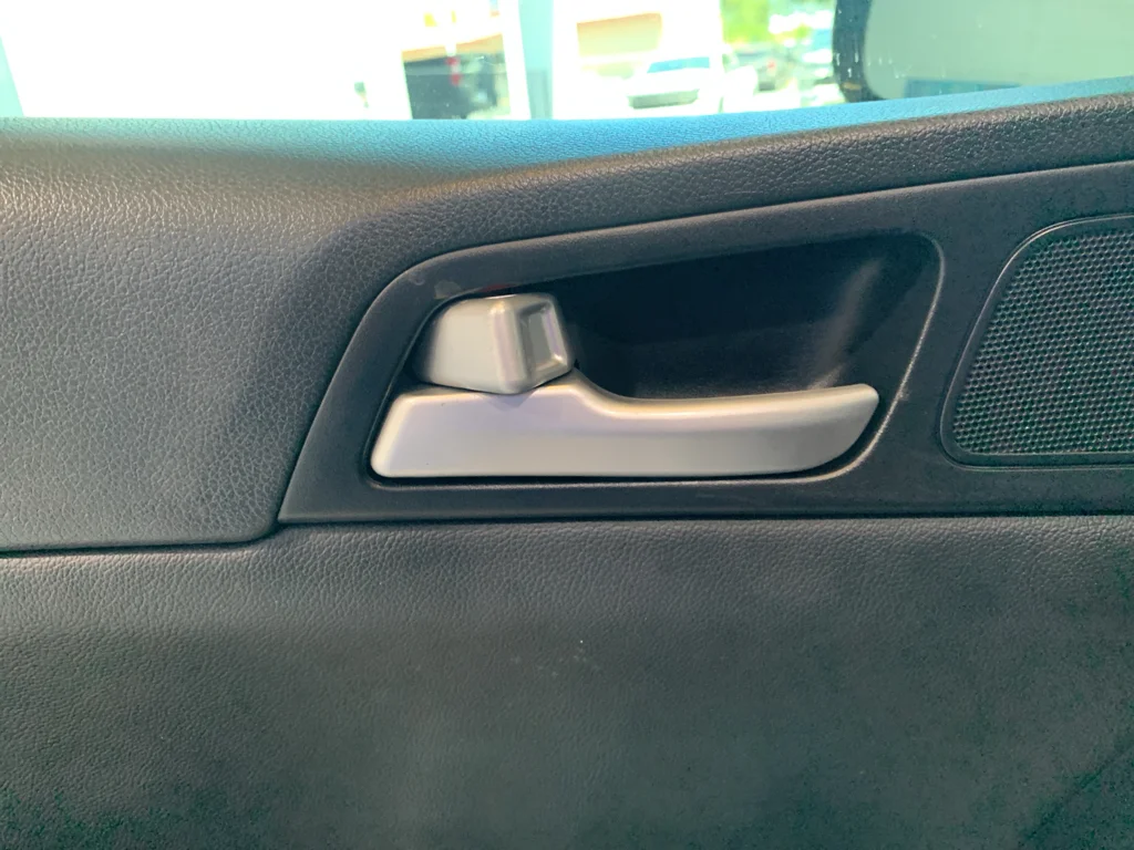 Used 2021  Kia S image 26