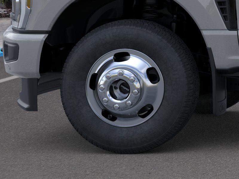 New 2026 Avalanche Ford F-350® Platinum® image 19