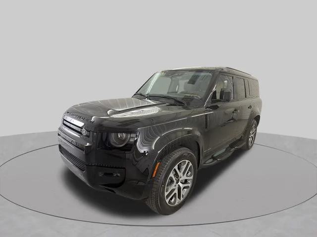 2026 Land Rover Defender 130 X-Dynamic SE