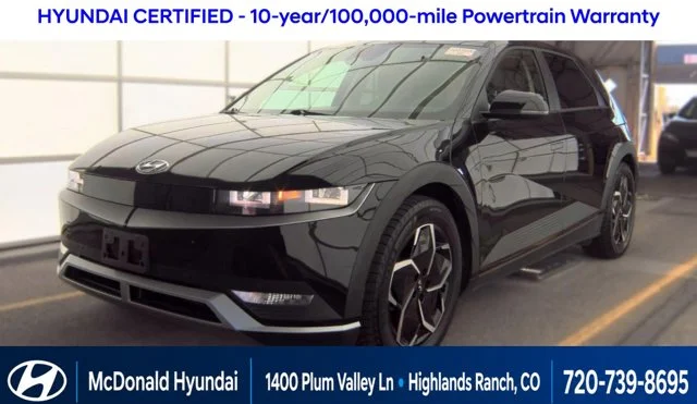 Used 2024 Black Hyundai SEL image 1