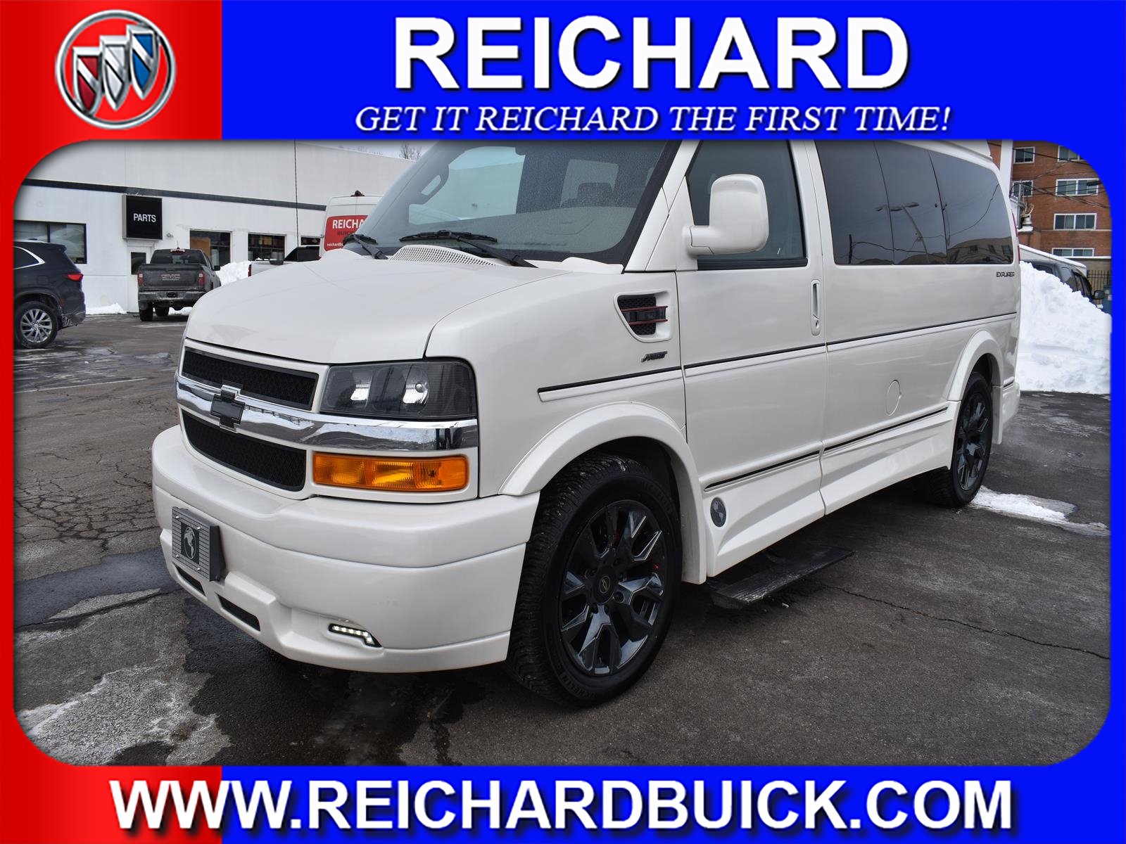 2024 Chevrolet Express Cargo