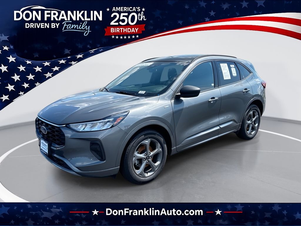 Used 2023 Gray Ford ST-Line image 1