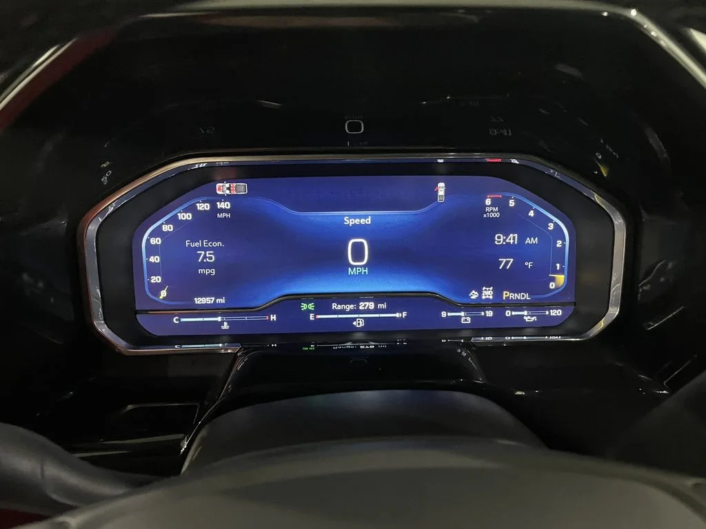 Used 2025 Black Chevrolet LT image 16