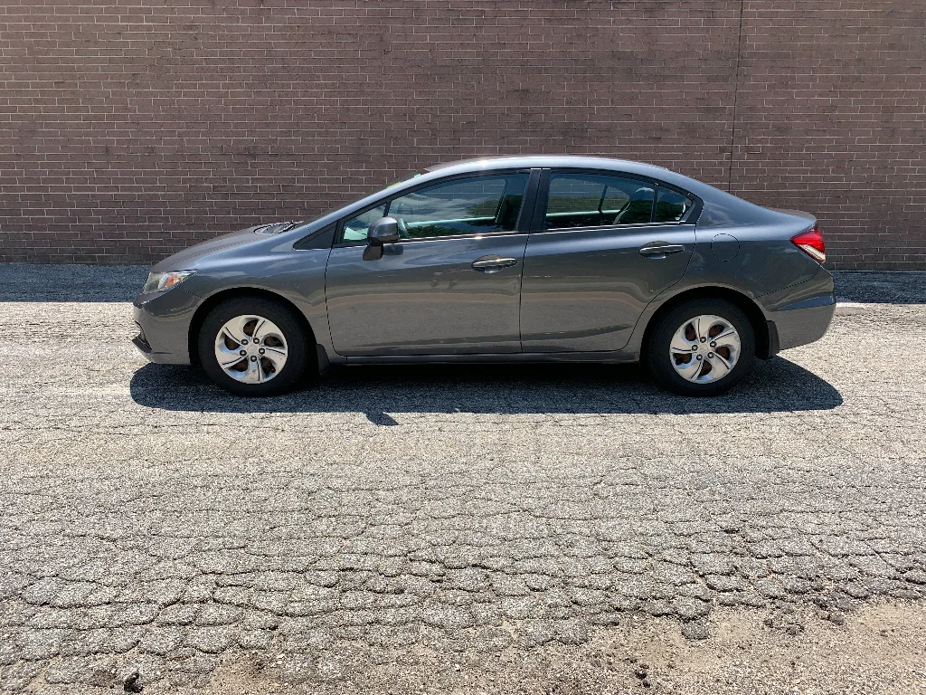 Used 2013 Polished Metal Metallic Honda LX image 3