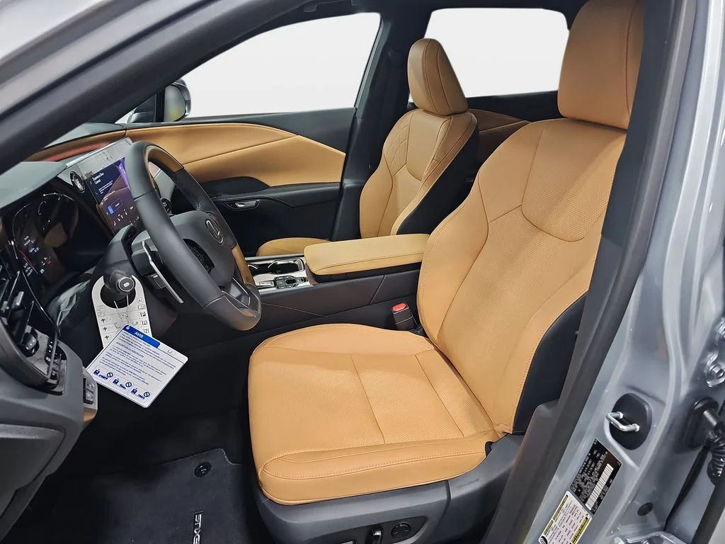 New 2026 Iridium Lexus PREMIUM PLUS image 14