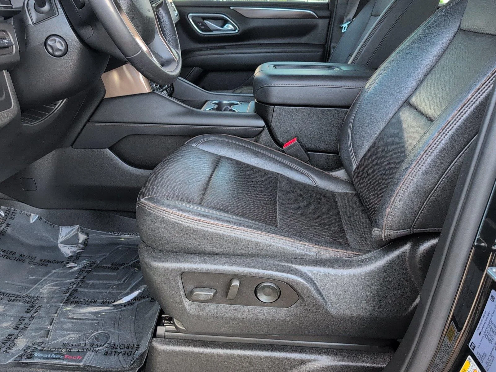 Used 2023 Black Chevrolet High Country image 13