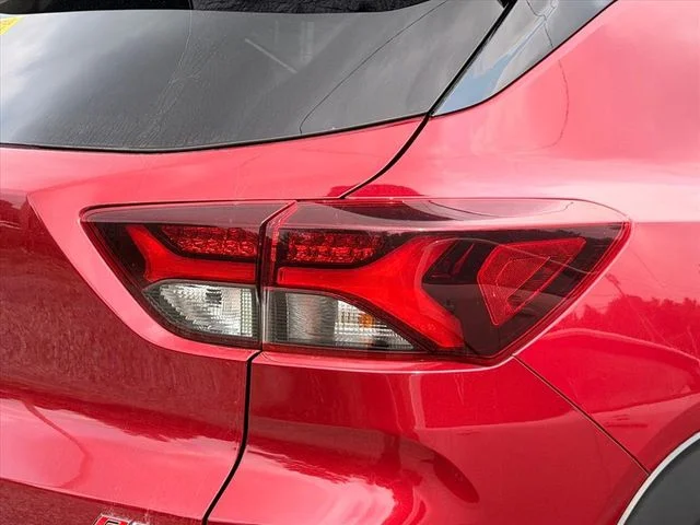 Used 2021 Red Chevrolet RS image 11