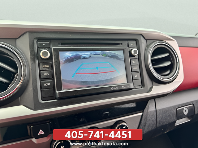 Used 2016 Red Toyota SR5 image 11