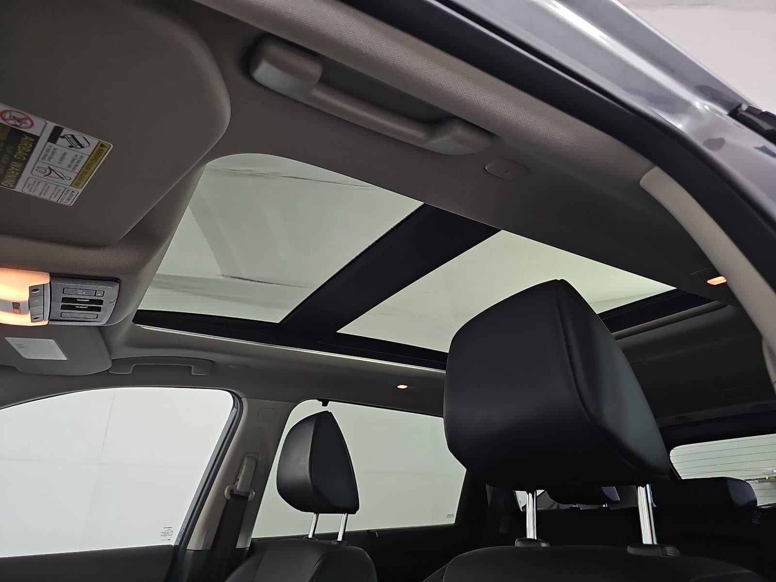 Used 2022 Gray Nissan SV image 29