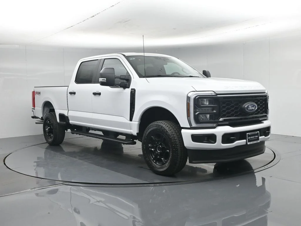New 2026 Oxford White Ford XL image 53