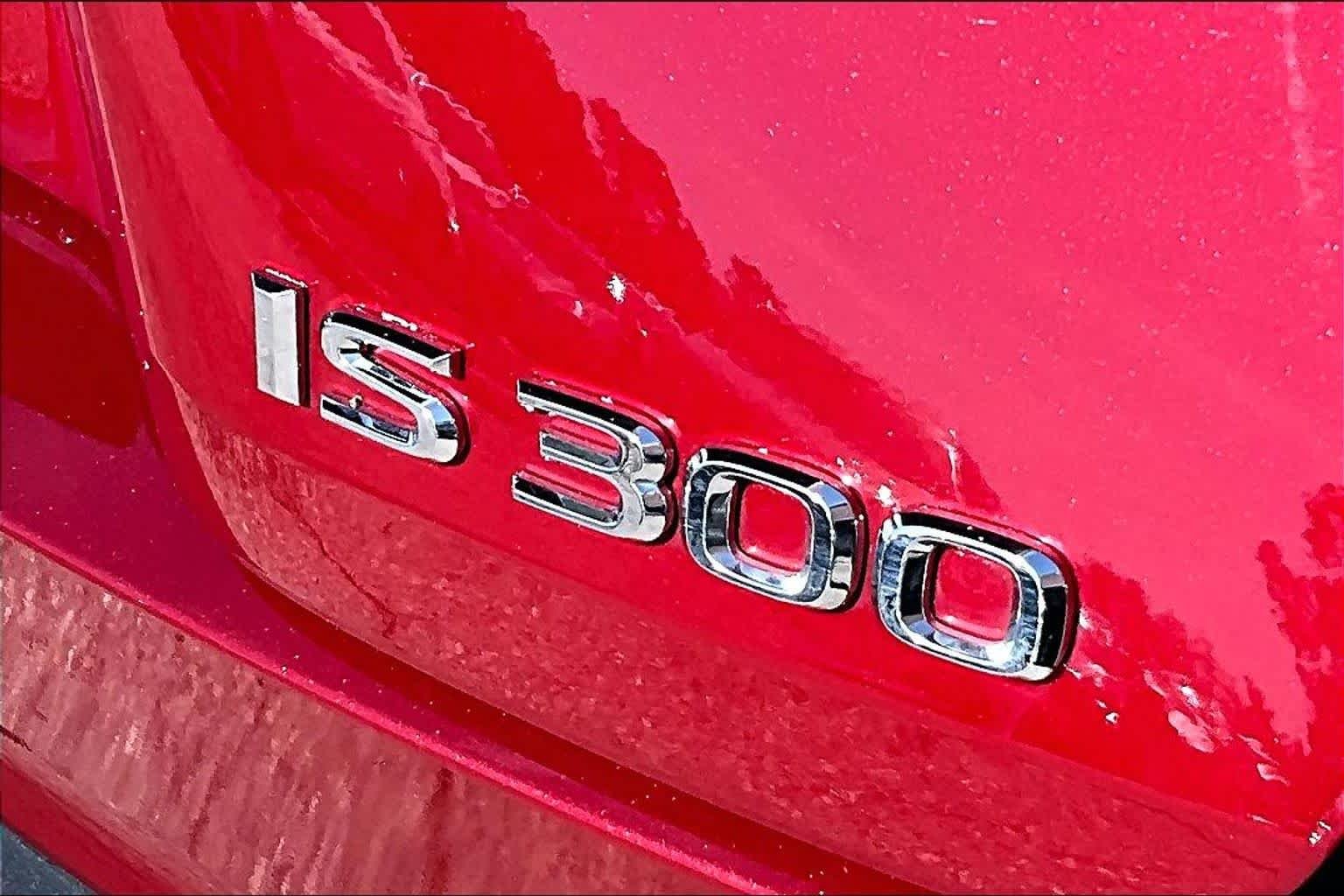 Used 2024 Matador Red Mica Lexus  image 10