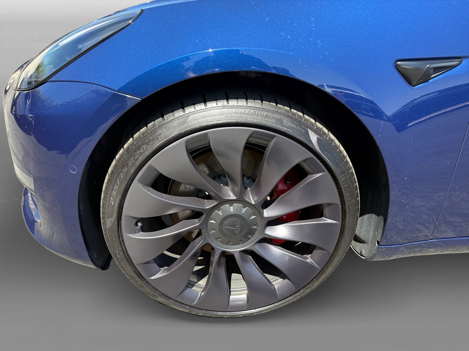 Used 2021 Deep Blue Metallic Tesla Performance image 9
