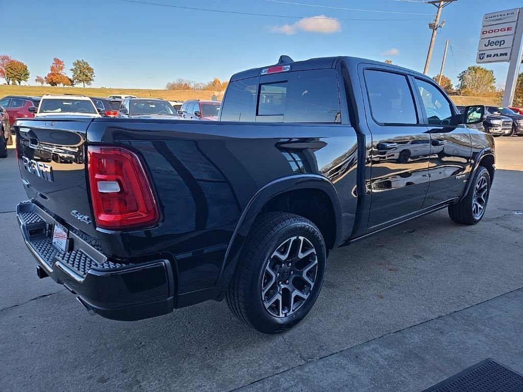 2026 RAM 1500 Laramie - Photo 11