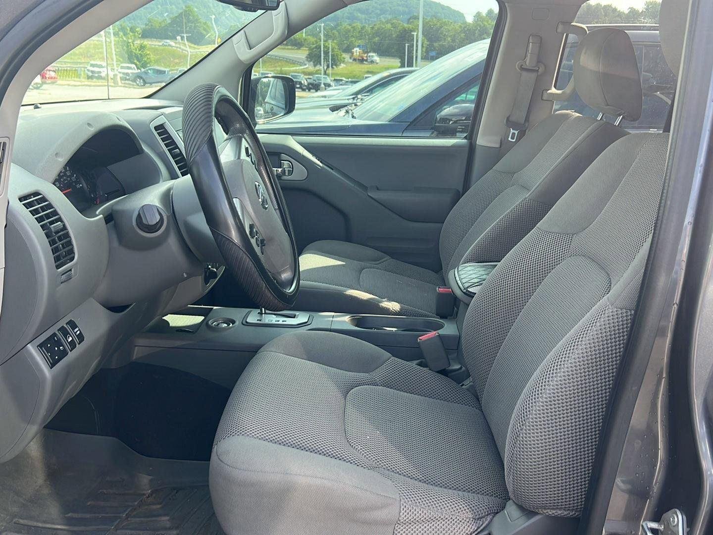 Used 2021 Gun Metallic Nissan SV image 8