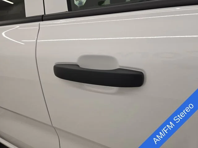 New 2026 Oxford White Ford XL image 8