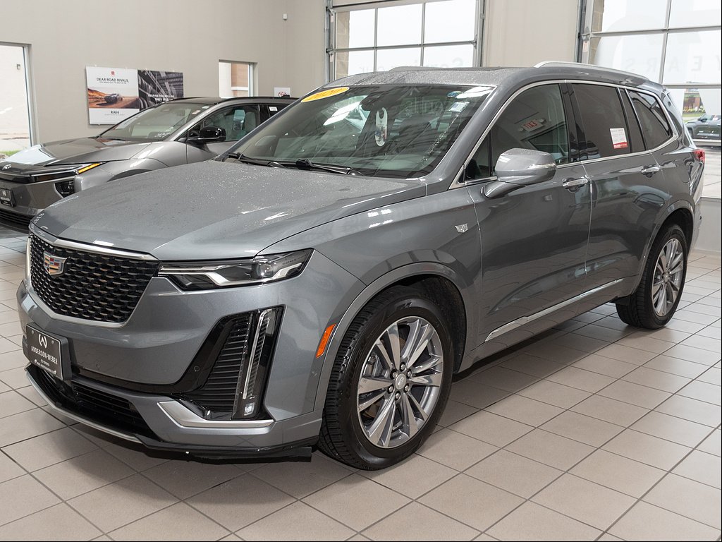 Used 2020 Shadow Metallic Cadillac Premium Luxury image 4
