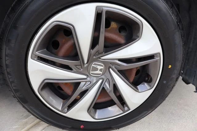 Used 2019 Modern Steel Metallic Honda LX image 46