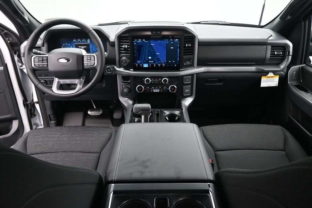 New 2026 Oxford White Ford XLT image 21