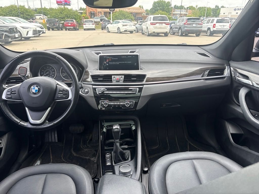 Used 2016 Jet Black BMW xDrive28i image 32