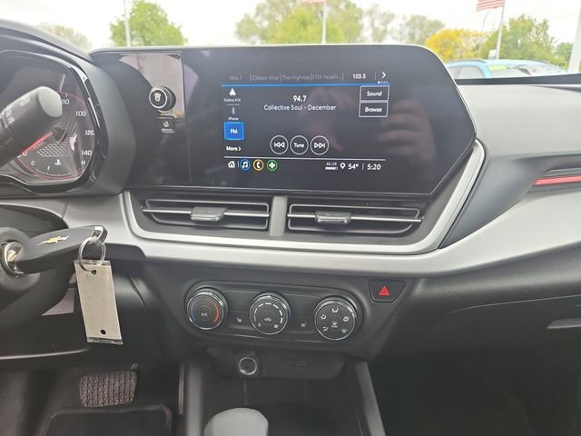 2024 Chevrolet Trax RS - Photo 18