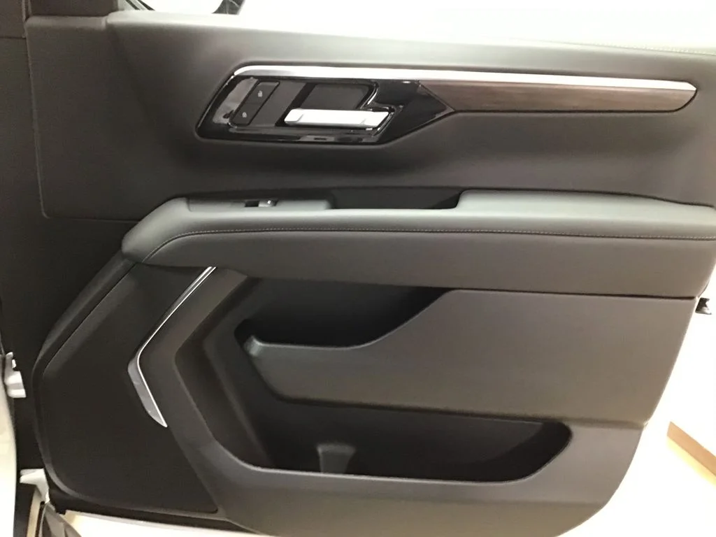 2026 Chevrolet Tahoe LS - Photo 7