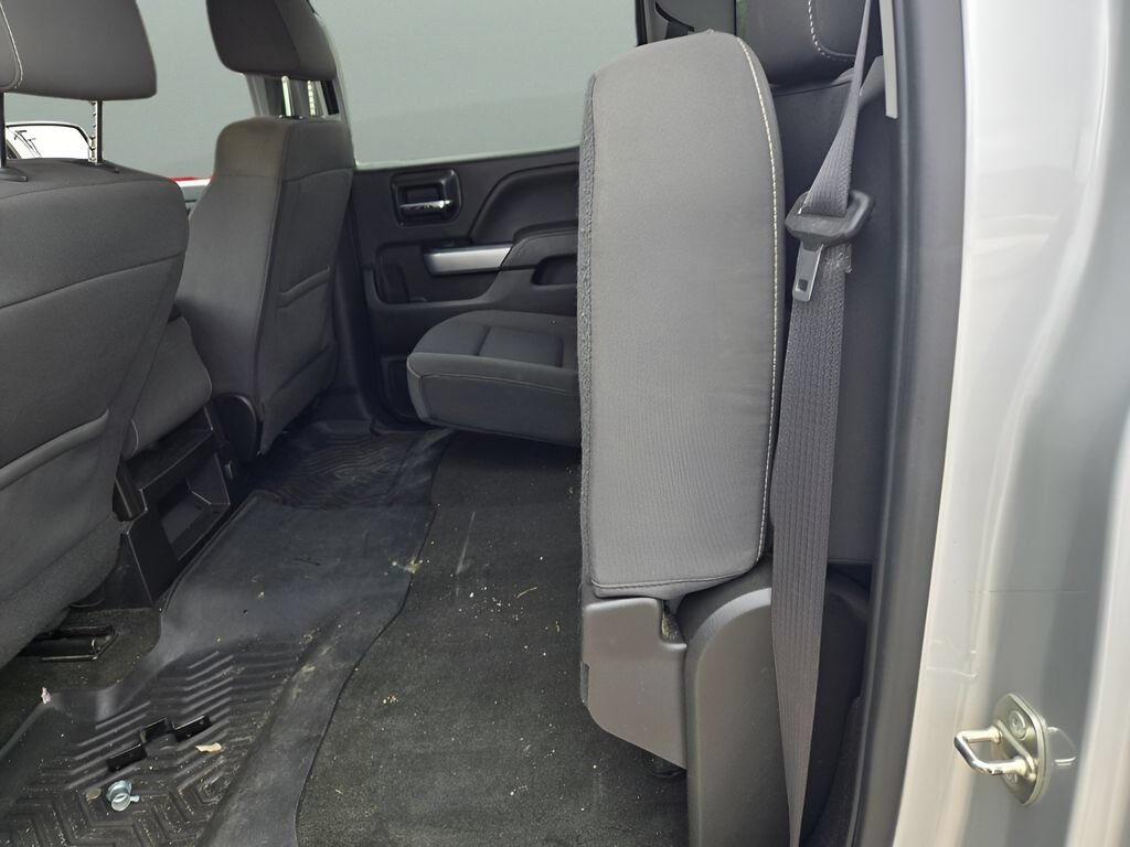 Used 2018 SILVER ICE METALLIC Chevrolet LT image 11