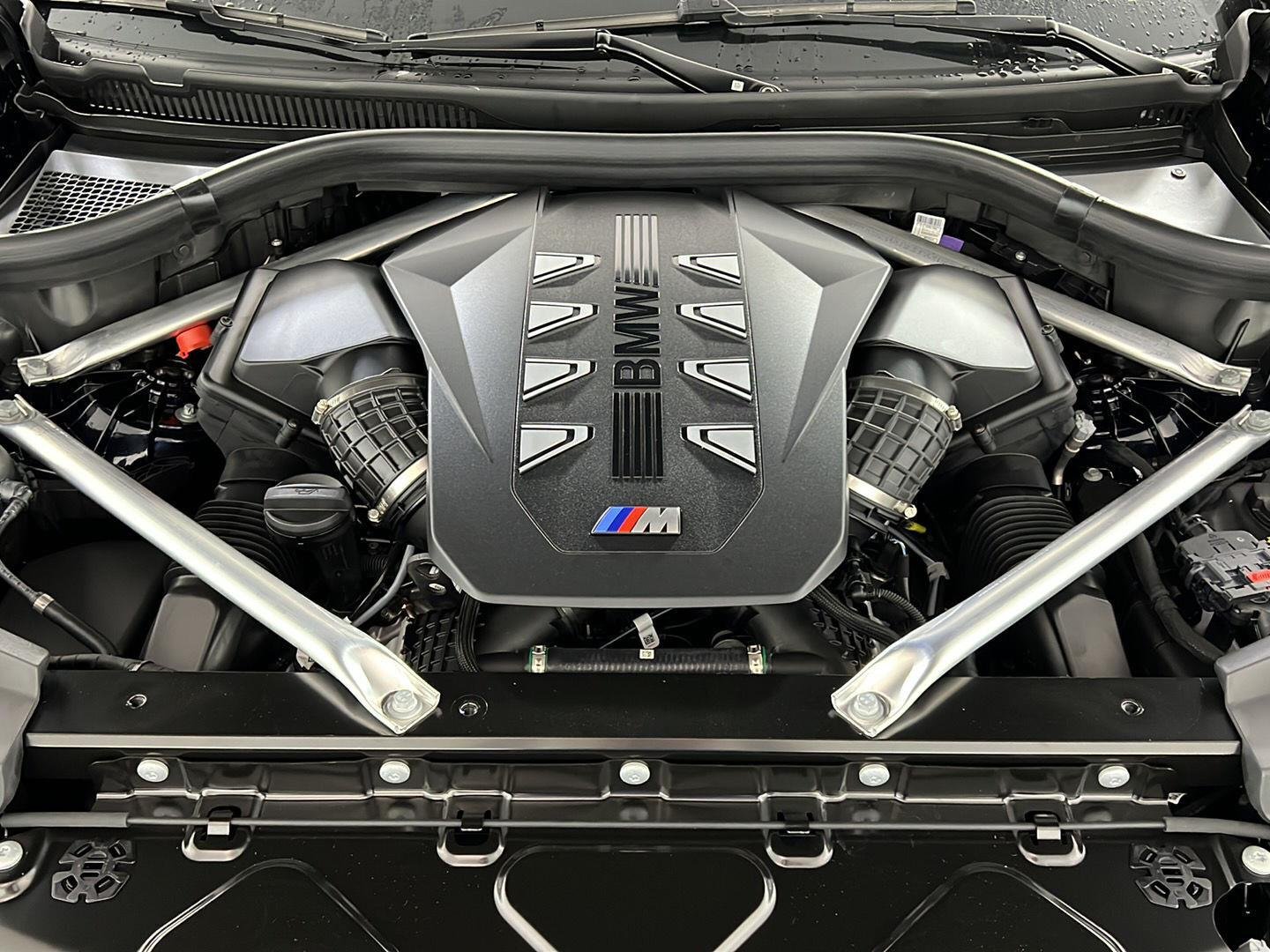 New 2027 Carbon Black Metallic BMW M60i image 28