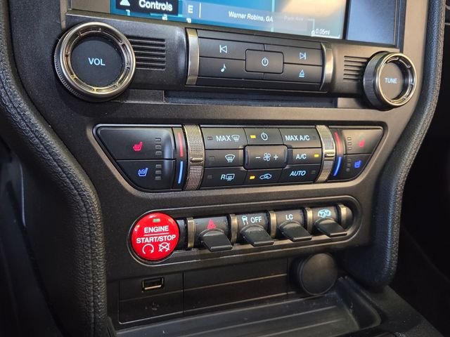 Used 2016 Magnetic Ford Shelby GT350 image 20