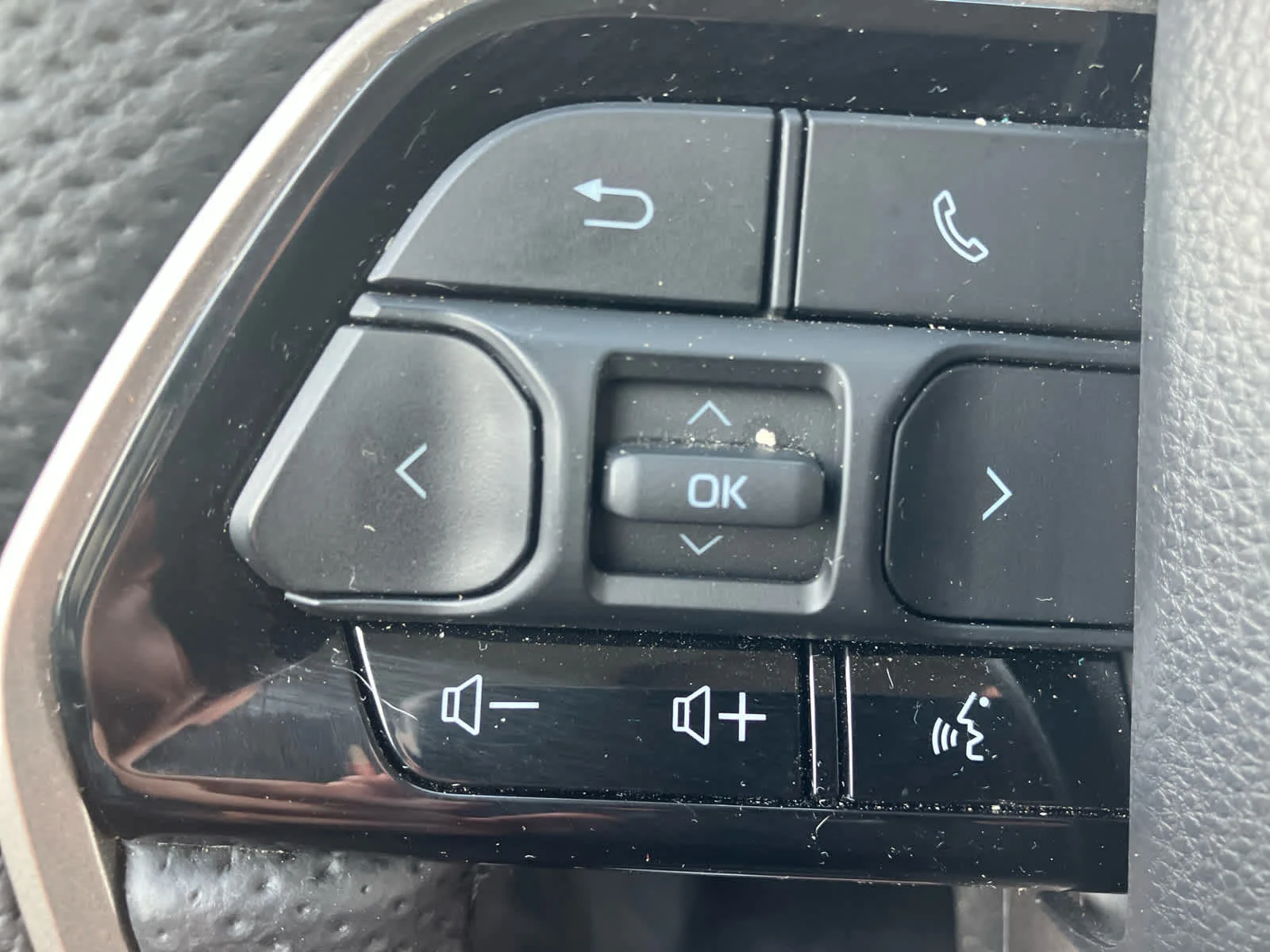 Used 2023 Magnetic Gray Metallic Toyota Limited Hybrid image 22