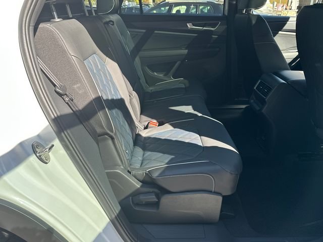New 2026 White Volkswagen 2.0T SEL Premium R-Line image 15