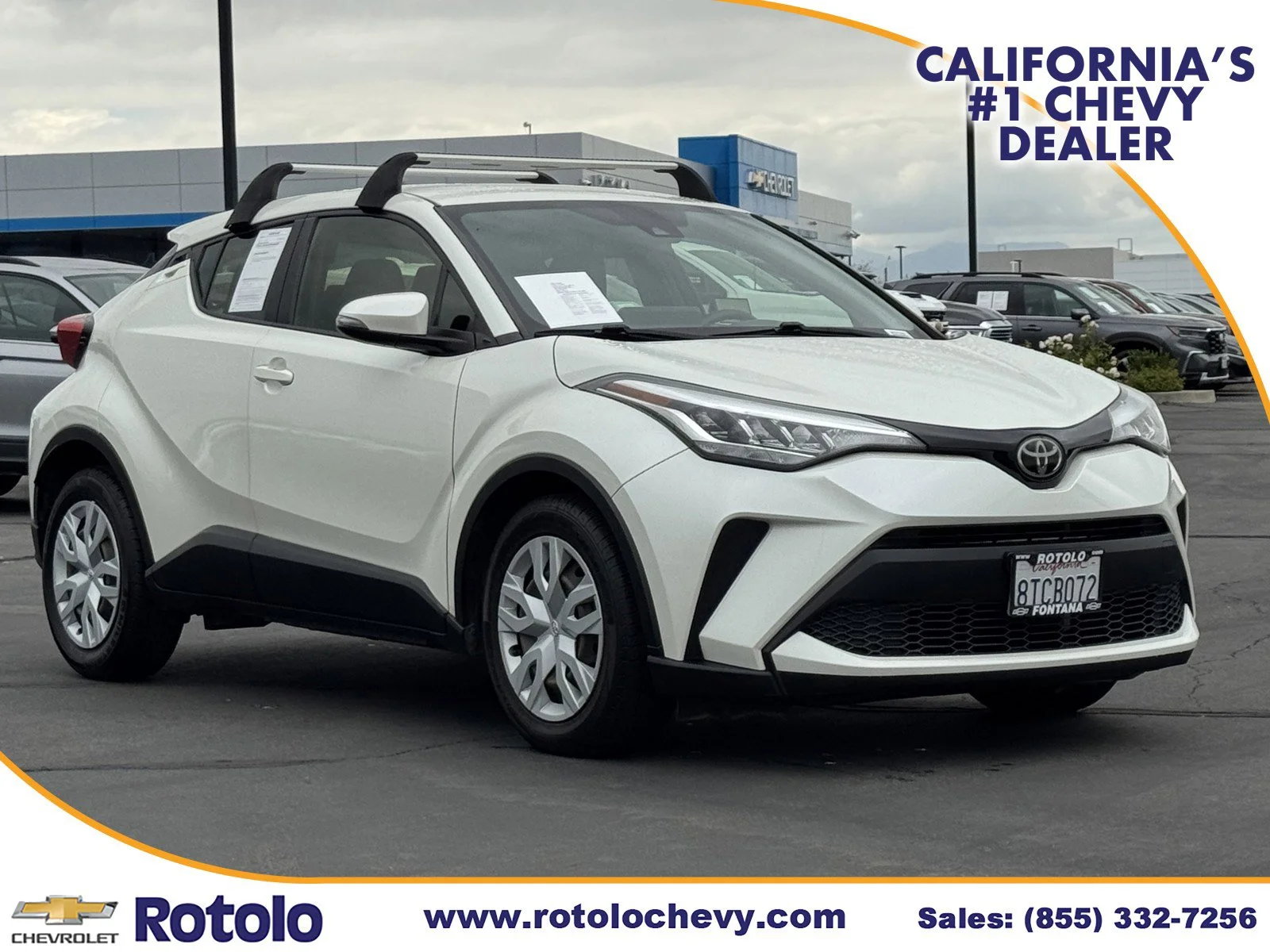 2020 Toyota C-HR LE's photo