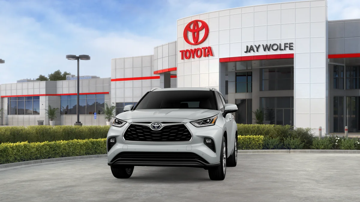 New 2026 Wind Chill Pearl Toyota Limited image 18