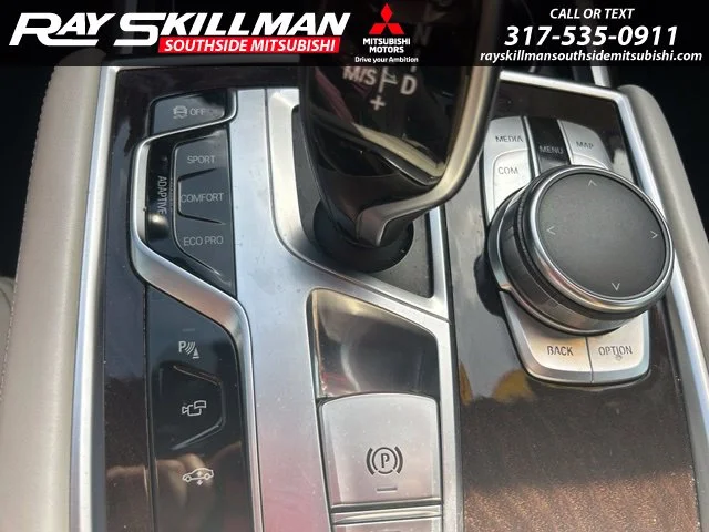 Used 2016 White BMW 750i xDrive image 30